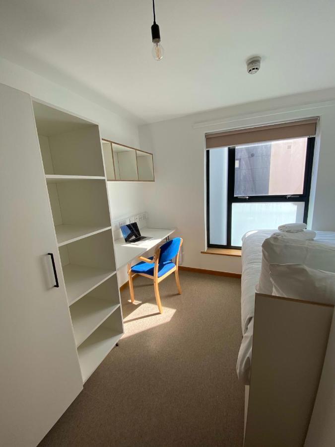 Regency Hall Smart Cheltenham Ensuite Rooms C מראה חיצוני תמונה