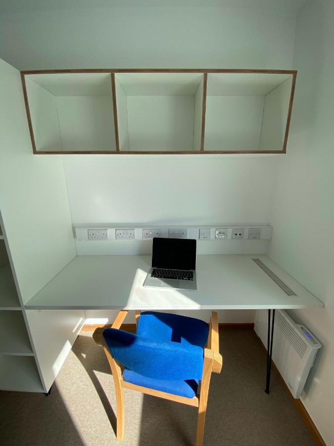 Regency Hall Smart Cheltenham Ensuite Rooms C מראה חיצוני תמונה